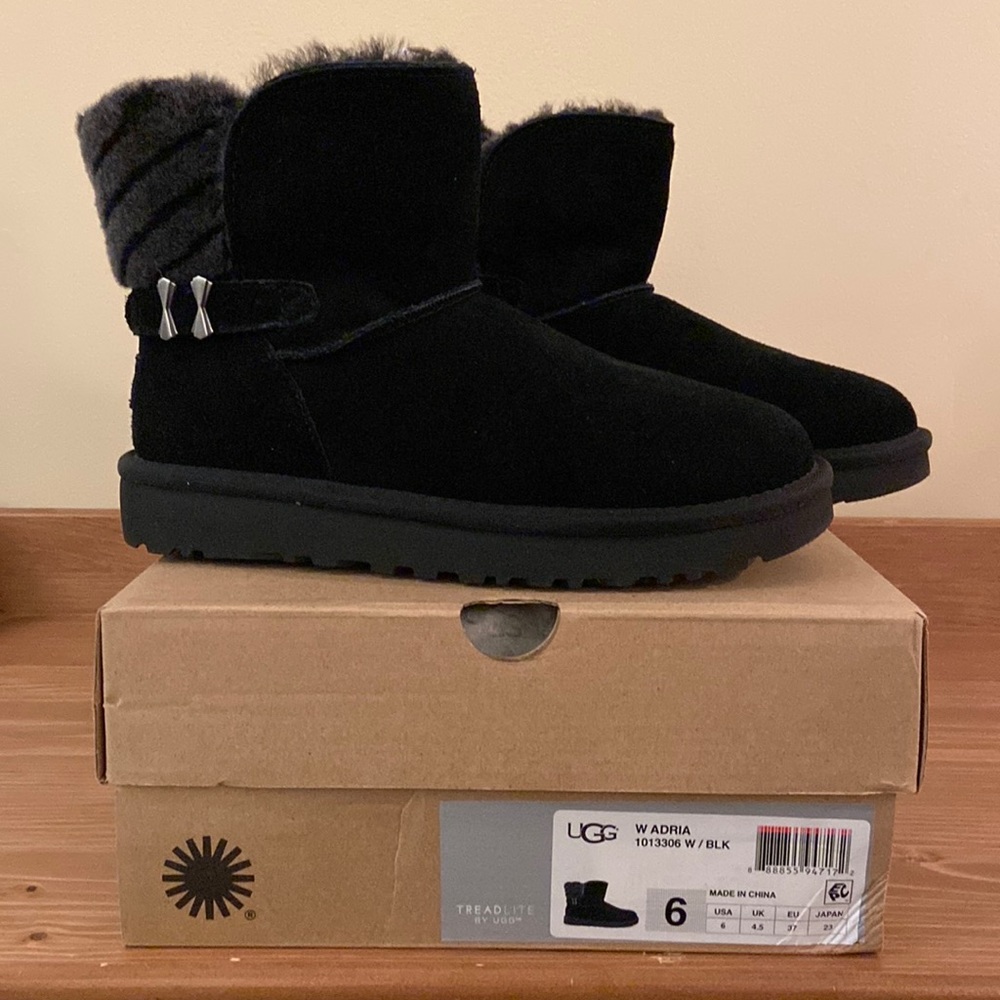 Ugg Adria black size 6